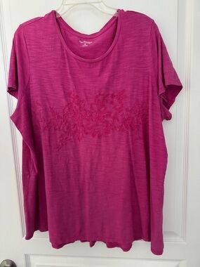 Kim Rogers Fuchsia Pink Embroidered Scoop Neck Tee